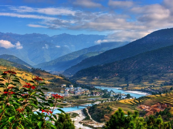 Bhutan Tour for 7 days| One of the leading travel agency in nepal| Tour for the land of Dragon.